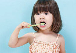 给孩子选牙膏牙刷 当心陷入五大误区