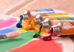 童画干货：孩子画画常用的画笔和颜料有哪些？