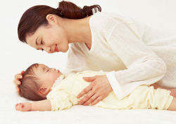 孕妇抱孩子导致拉肚子，99%的妈妈都向迷信低下头